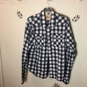Hollister Men long Sleeved shirt size XL